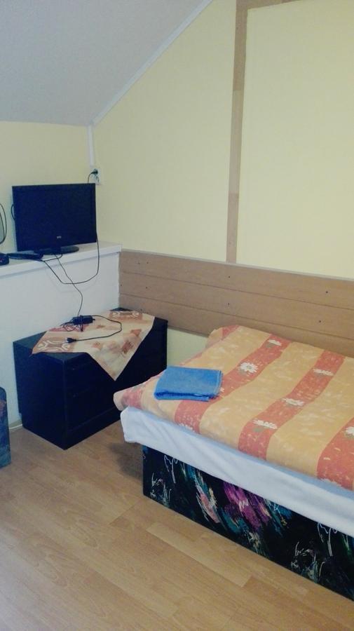 Turisticka Ubytovna Pri Slovenskej Restauracii Brezno Exteriér fotografie